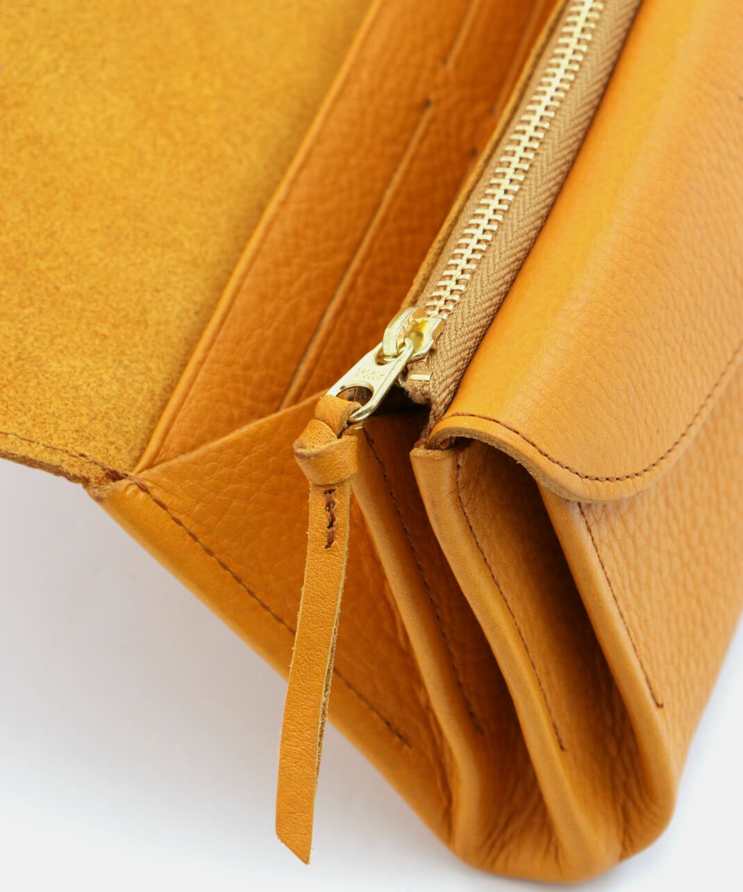 SLIP ON / くるみボタンレザー財布 Arizona_10