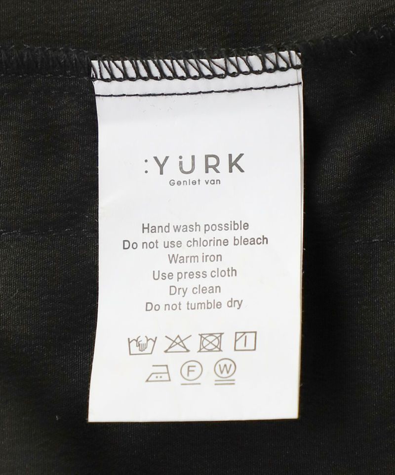 YURK geniet vanフロッキードットプリントのドルマンジャケット
