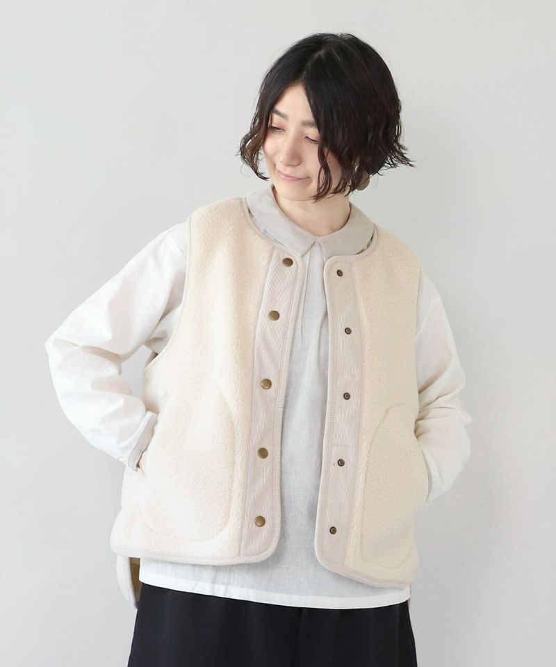 mumokutekiボアフリースのスナップボタンベスト | mumokuteki