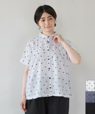 mumokutekiドット刺繍のギャザーブラウス | mumokuteki
