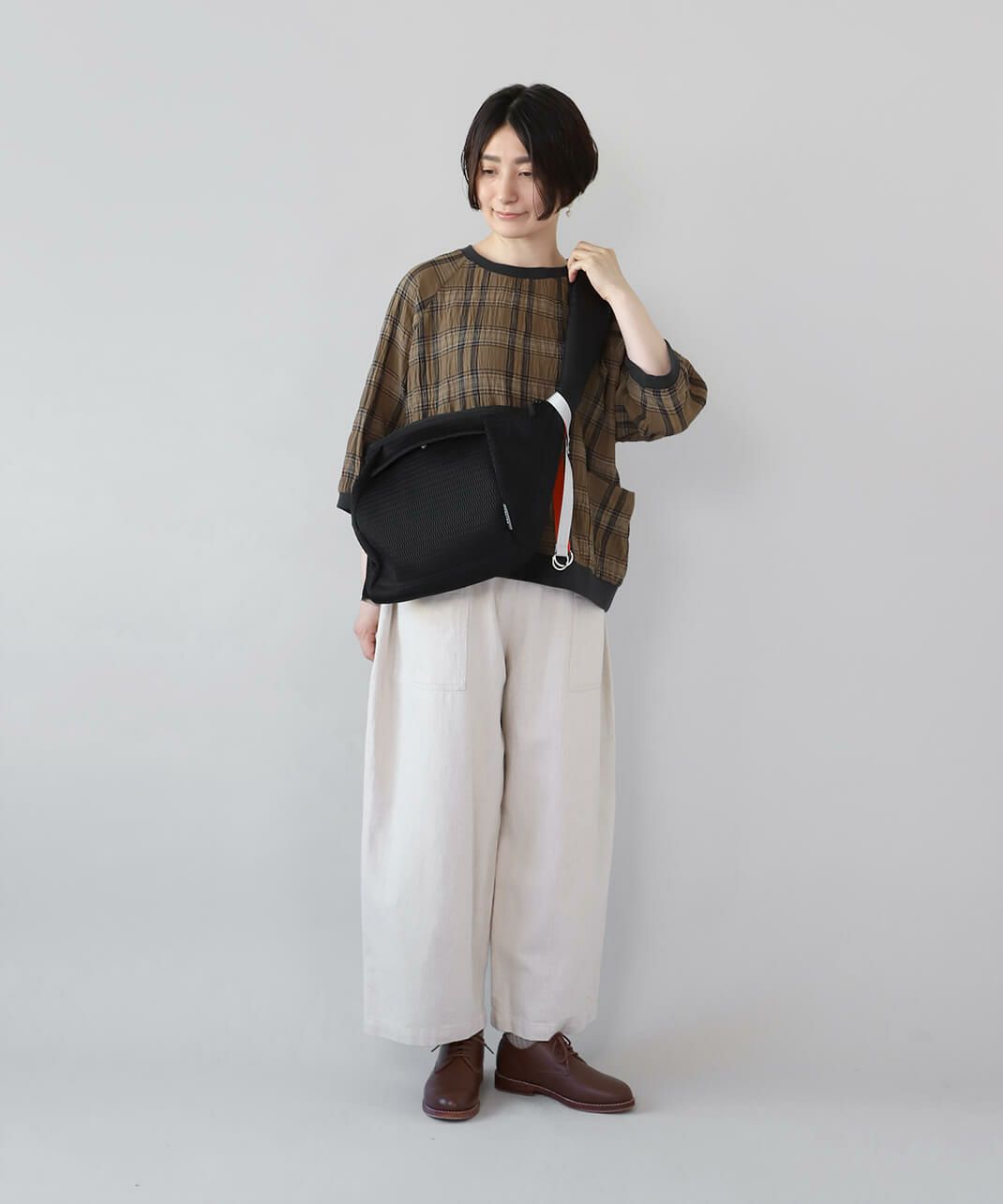 EDITA.洗濯機で洗えるWashable body bagL size | mumokutekiオンライン