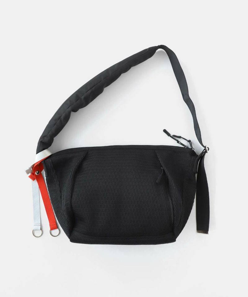 エディータ 洗濯機で 洗える ボディバッグ ブラック【Lサイズ】 洗濯機で洗える Washable body bag L size 軽量 / 男女兼用