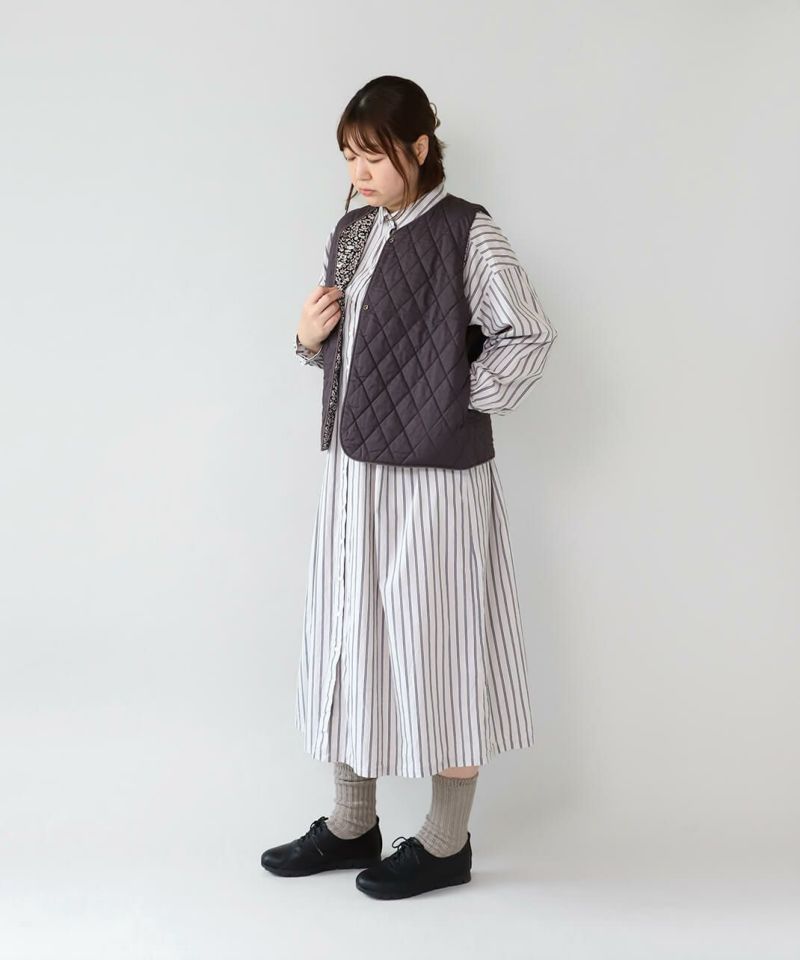 レオナール　リバーシブル　中綿ベスト　花柄　大きいサイズ　42 黒 レオナール リバーシブル 中綿ベスト 花柄 大きいサイズ 42 黒