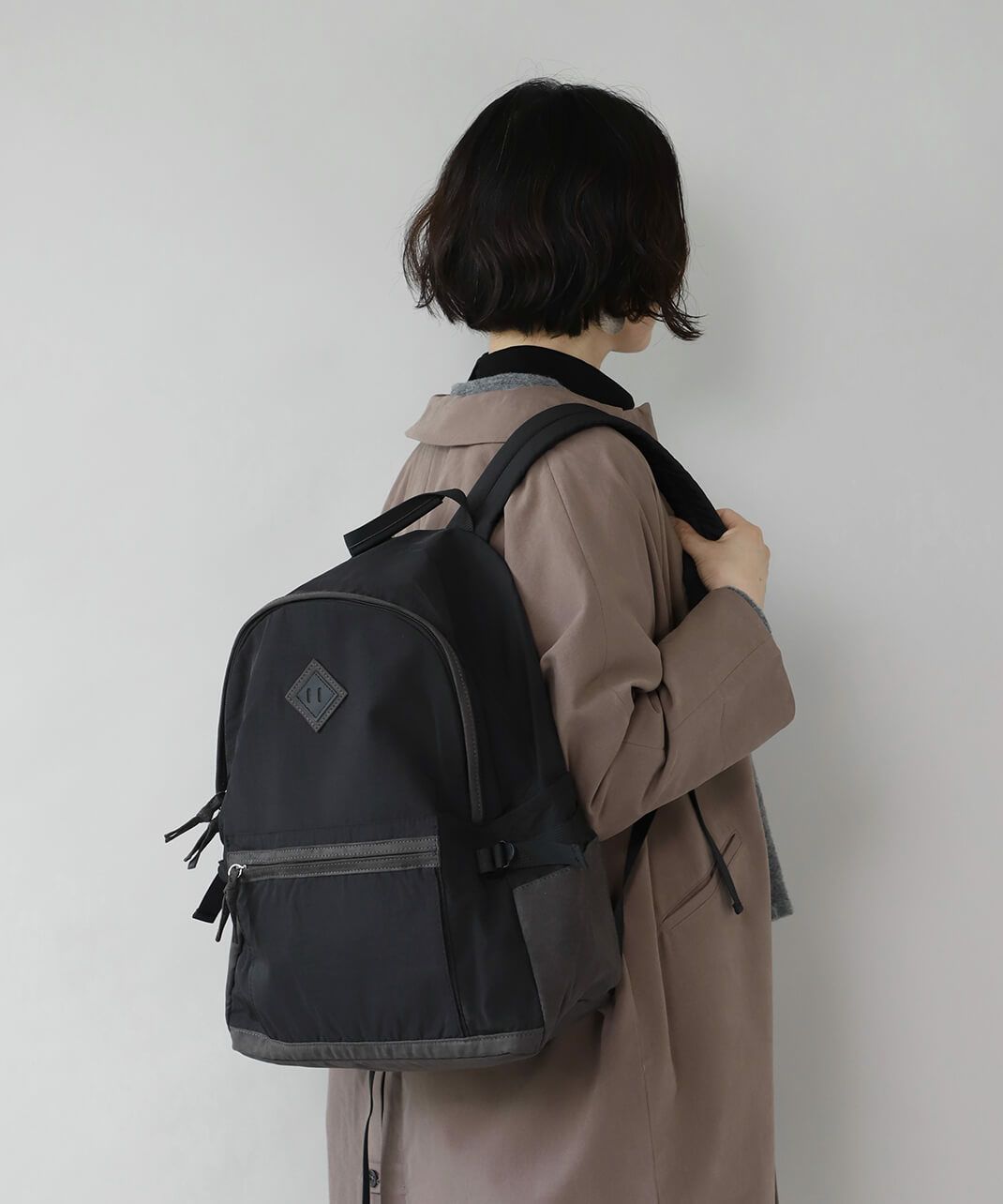 EARTH MADEナイロンとエコスウェード切り替えバックパック