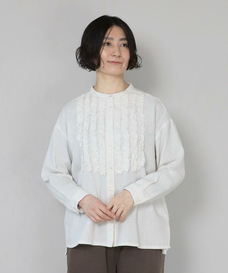 コットンリネンフリルブラウス ワッシャー加工 オフ　ホワイト・アイボリー系　美品 コットンリネンフリルブラウス ワッシャー加工 オフ ホワイト